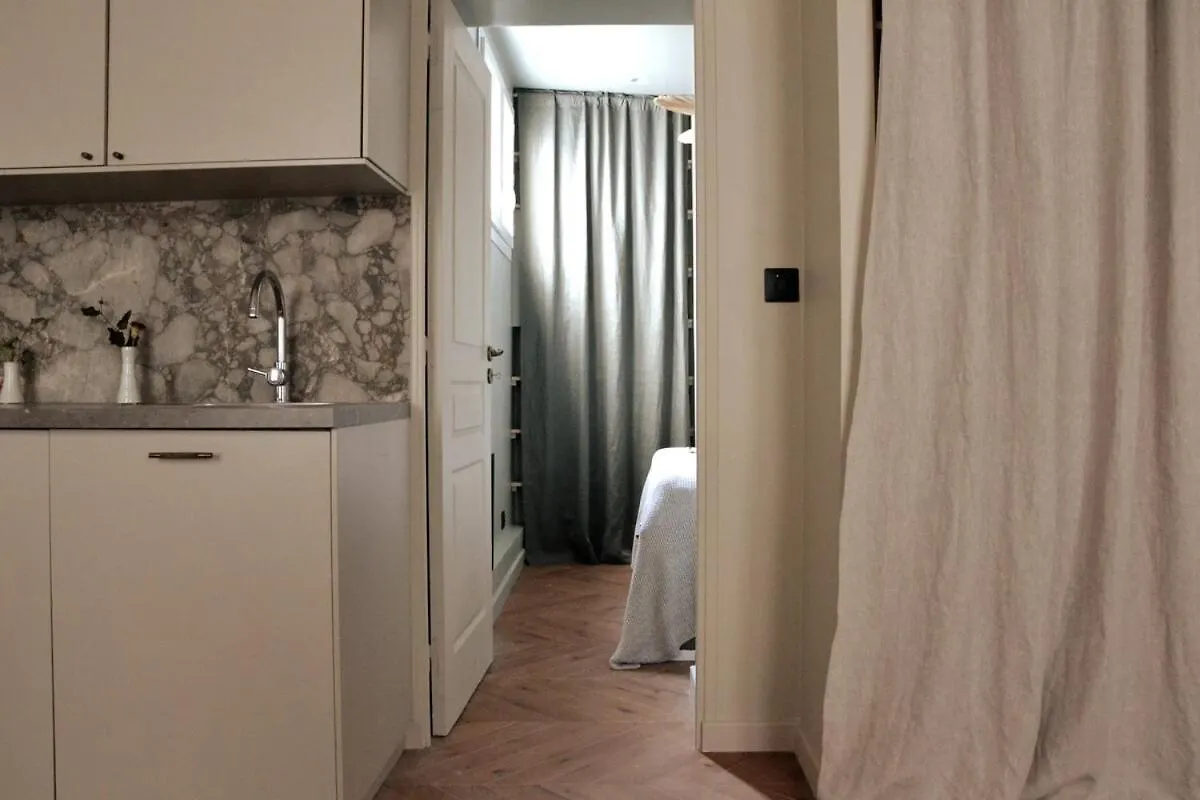 Eiffel Tower Paris In Love Apartment