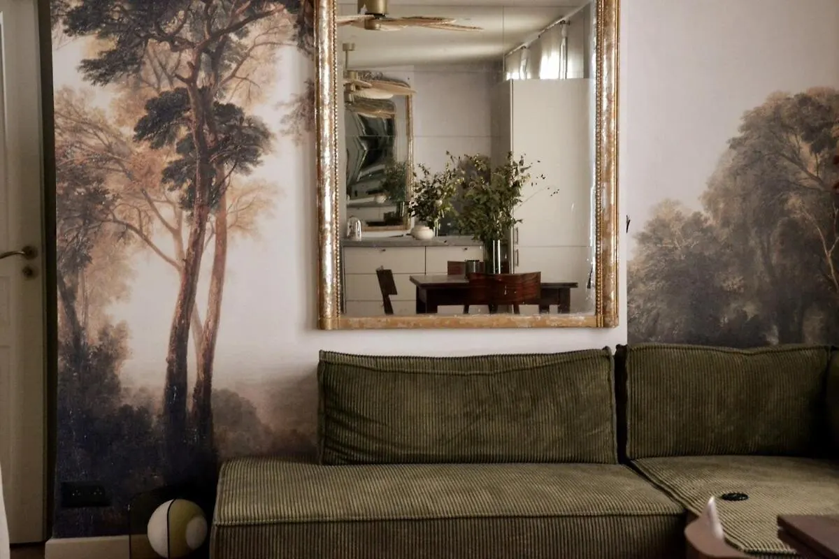 Eiffel Tower Paris In Love Apartment
